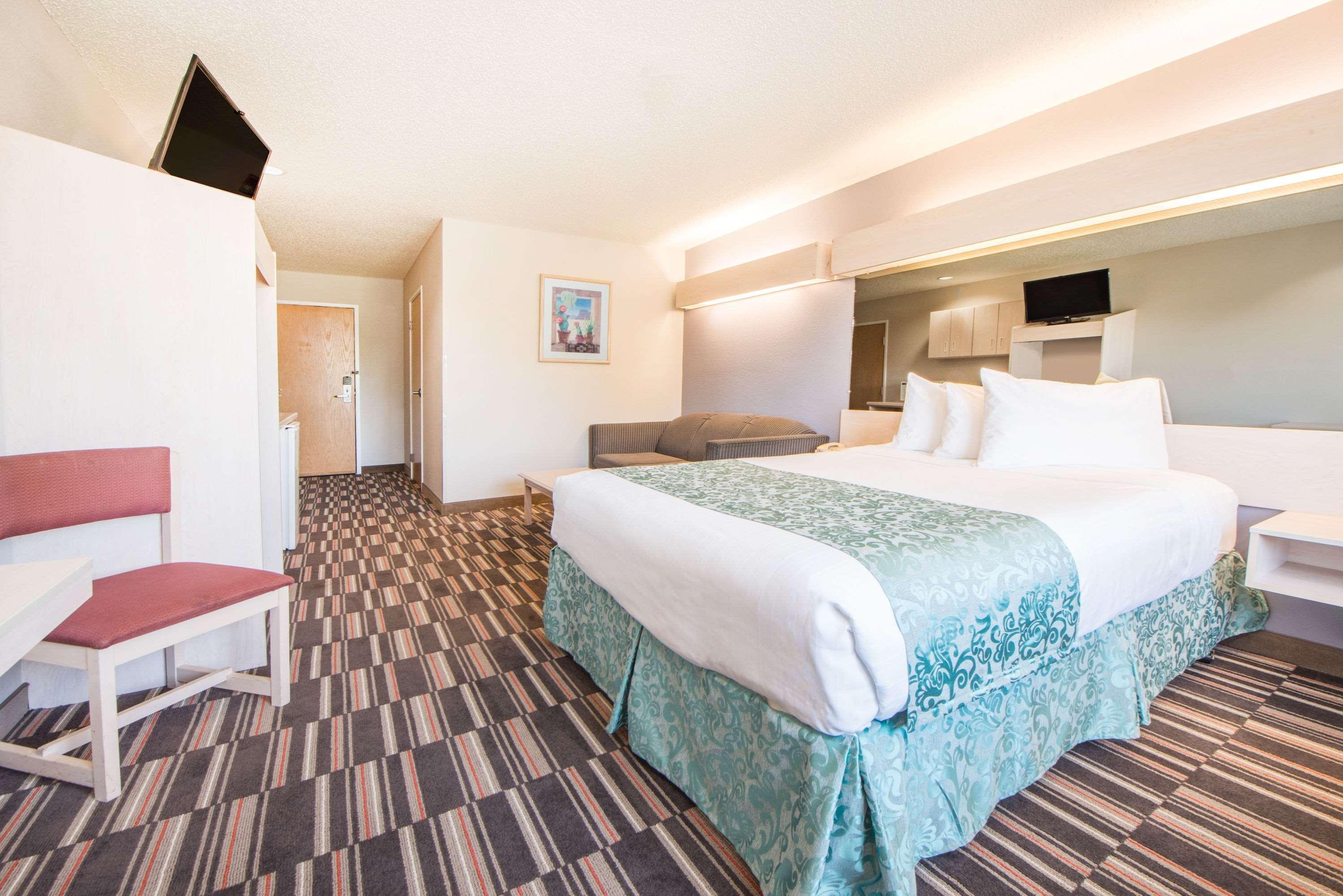 Microtel Inn&suites 2* Claremore
